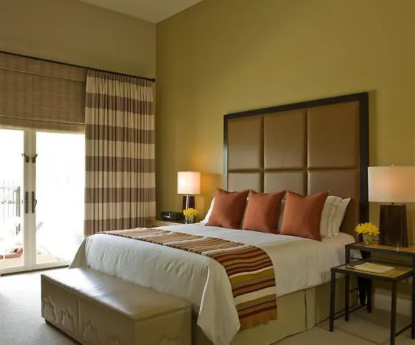 Phoenician Residences, A Luxury Collection Club, Hotel