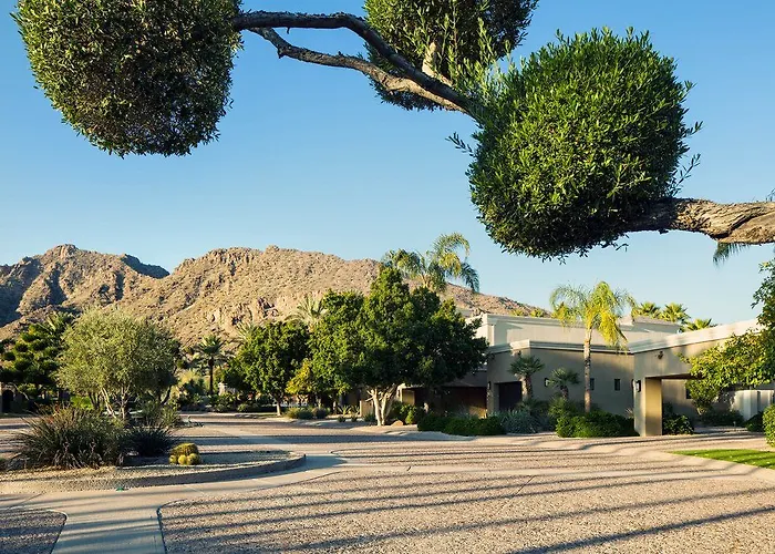 Phoenician Residences, A Luxury Collection Club,