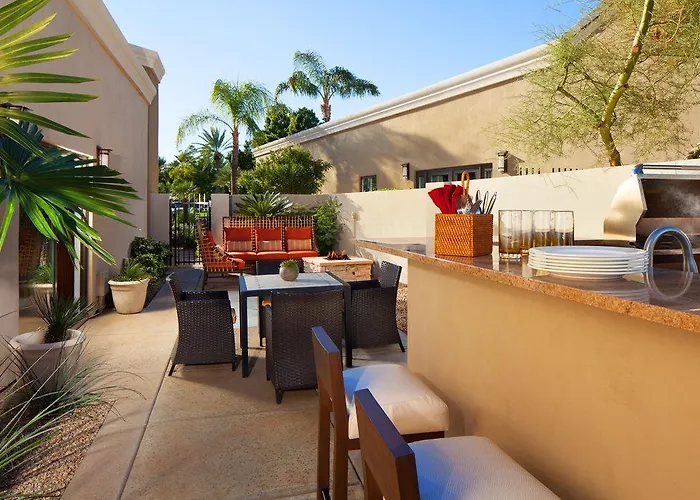 Phoenician Residences, A Luxury Collection Club,